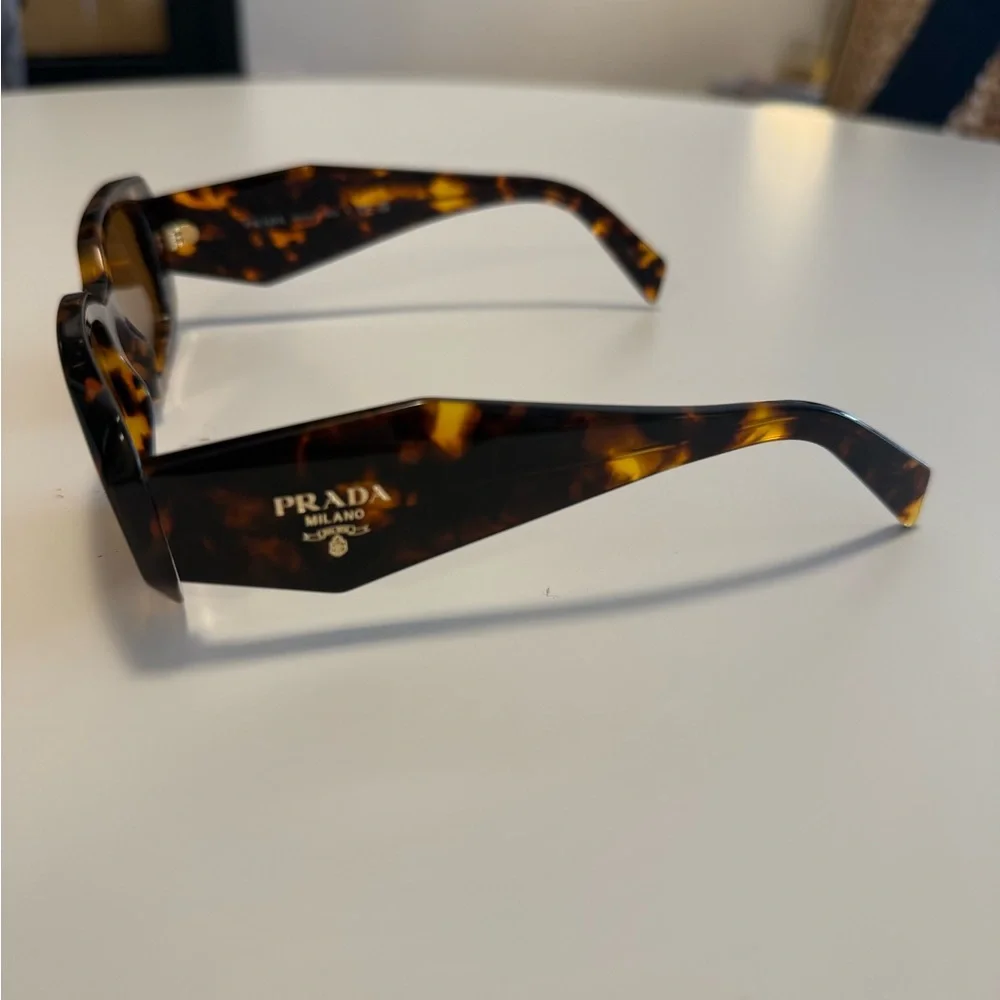 Prada 51MM SP17W Havanabrown Tortoise Sunglasses - Picture 2 of 5